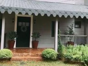 9 Potret Rumah Arya Saloka Bergaya Modern Rustic, Homey Banget! 9 Potret Rumah Arya Saloka Bergaya Modern Rustic, Homey Banget!