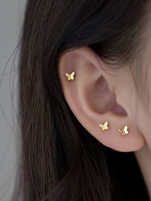 stud earrings