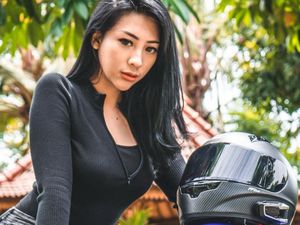 Dari Main Motor, Angela Lorenza Sukses Gaet Netizen dan Penghasilan Besar