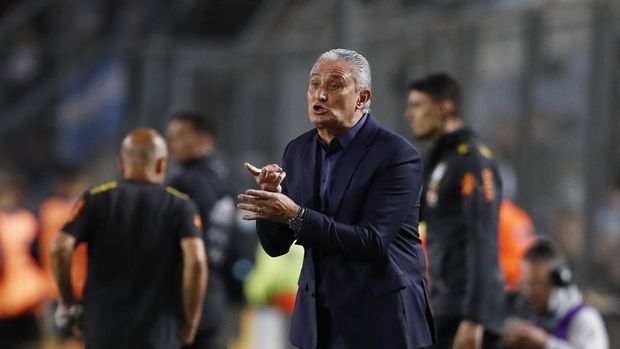 Soccer Football - World Cup - South American Qualifiers - Argentina v Brazil - Estadio San Juan del Bicentenario, San Juan, Argentina - November 16, 2021 Brazil coach Tite REUTERS/Agustin Marcarian