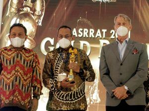 BNI Raih Penghargaan Gold Sustainability Report di ASRRAT 2021 BNI Raih Penghargaan Gold Sustainability Report di ASRRAT 2021
