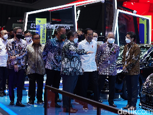 Pesan Jokowi buat Pabrikan Mobil Jepang, Indonesia Prioritaskan EV