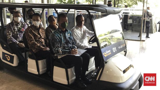 Presiden Joko Widodo melakukan kunjungan ke Gaikindo Indonesia International Auto Show (GIIAS) 2021 hari ini Rabu (17/11)
