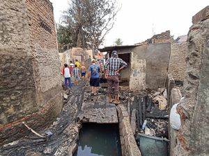 Kesaksian Ketua RT Saat Kebakaran Hanguskan 37 Rumah di Koja Jakut