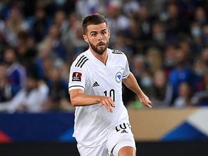 Miralem Pjanic Tak Dipermanenkan Besiktas, Akan Kembali ke Barcelona