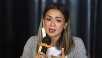 Air Mata Nirina Zubir: Dikerjai ART yang Jadi Mafia Tanah