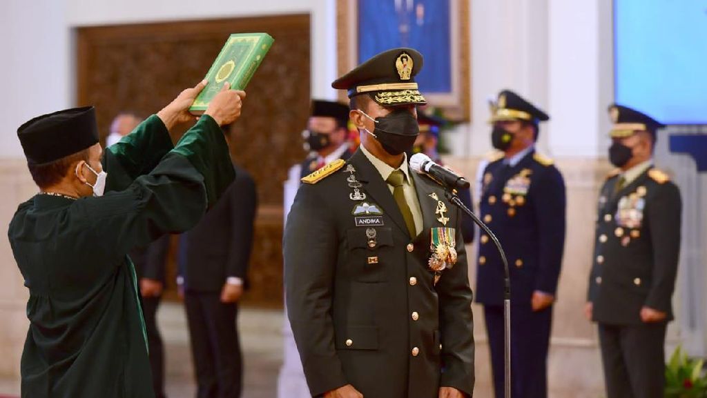 Momen Pelantikan Panglima TNI Jenderal Andika Perkasa