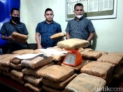 Warga Jambi Temukan 4 Karung Isi 80 Kg Ganja di Pinggir Jalan, Pemilik Diburu