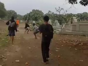 7 Remaja Pemeran Video Tawuran Bawa Celurit Demi Konten Berstatus Pelajar