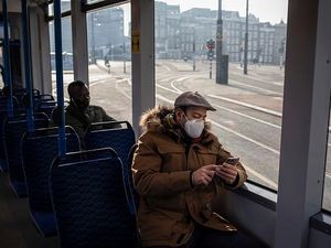 Penumpang Pesawat di AS Tak Lagi Wajib Bermasker