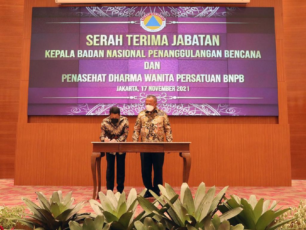 Sertijab Kepala BNPB, Ganip Warsito: Kinerja Mayjen Suharyanto Tidak Ada Cacat