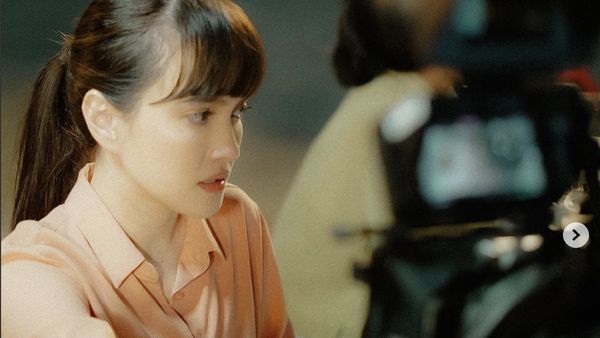 7 Gaya Shandy Aulia Comeback Akting Setelah Isu Cerai, Pakai Mukena