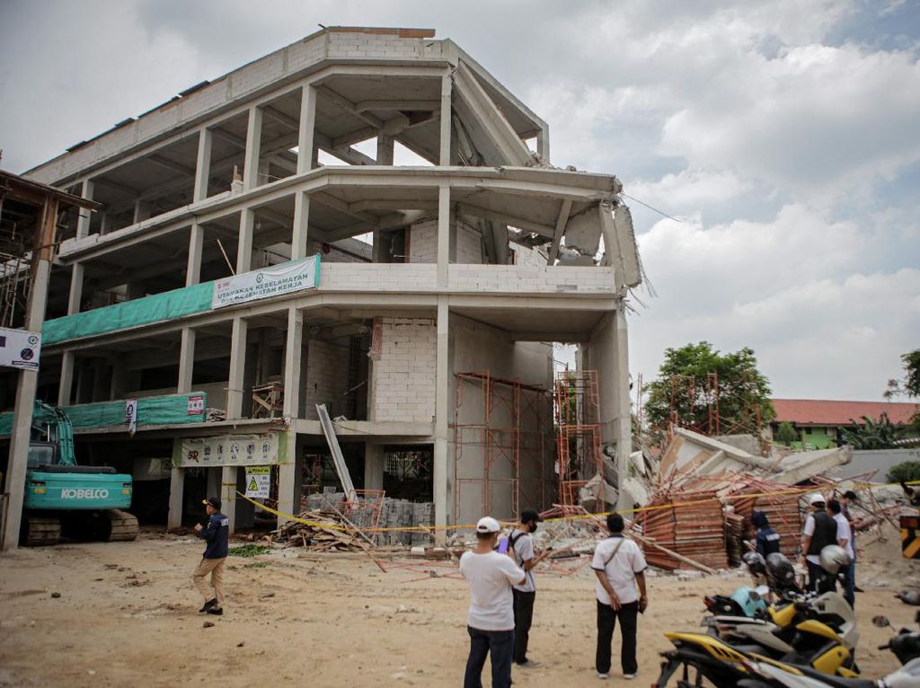 12 Saksi Diperiksa, Polisi Usut Penyebab Robohnya Gedung SMAN 96 Jakarta