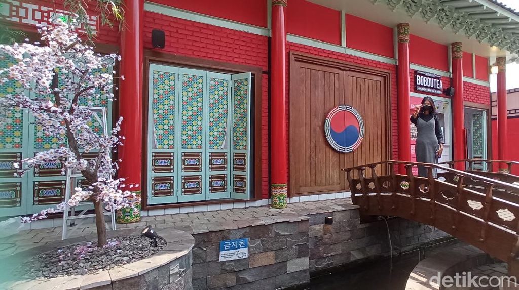 Potret Kampung Korea tapi di Bandung Potret Kampung Korea tapi di Bandung