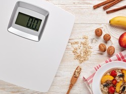 5 Kebiasaan Sehat Sarapan yang Bantu Turunkan Berat Badan