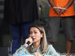 Terungkap! ART Agunkan Sertifikat Nirina Zubir ke Bank Rp 7,4 M