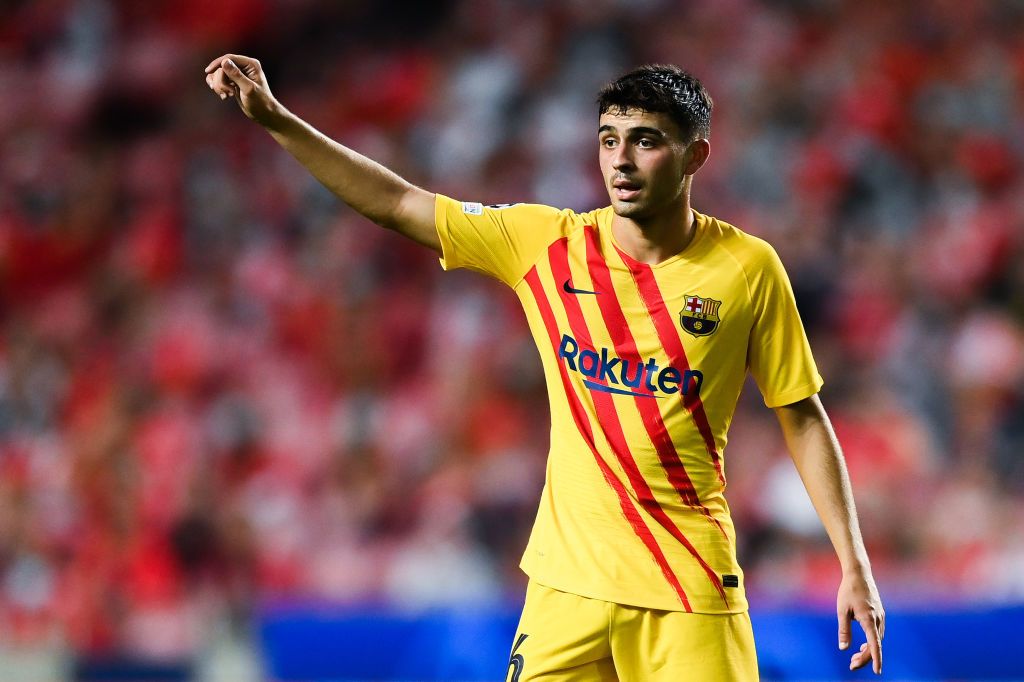LISBON, PORTUGAL - SEPTEMBER 29: Pedri of FC Barcelona looks on during the UEFA Champions League group E match between SL Benfica and FC Barcelona at Estadio da Luz on September 29, 2021 in Lisbon, Portugal. (Photo by David Ramos/Getty Images)