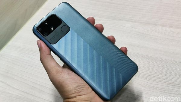 Unboxing Realme Narzo 50A, HP Rp 2 Juta untuk Main Game