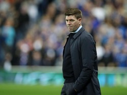 Gerrard Tunggu Peluk Hangat Klopp di Anfield