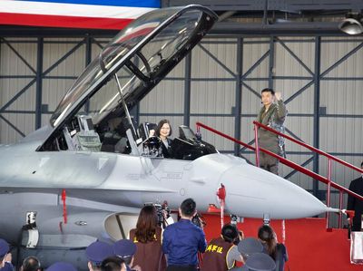 Tangkal Ancaman China, Taiwan Resmikan Jet Tempur Canggih F-16V