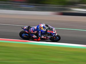 Bbbrrrmmmm....Toprak-Jonathan Rea Mulai Ngegas di Sirkuit Mandalika