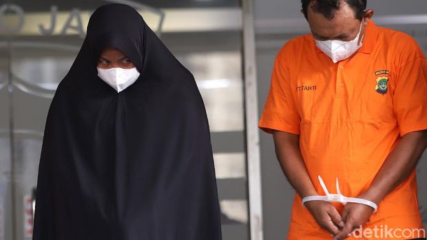 ART Nirina Zubir ditetapkan menjadi tersangka dalam kasus mafia tanah.