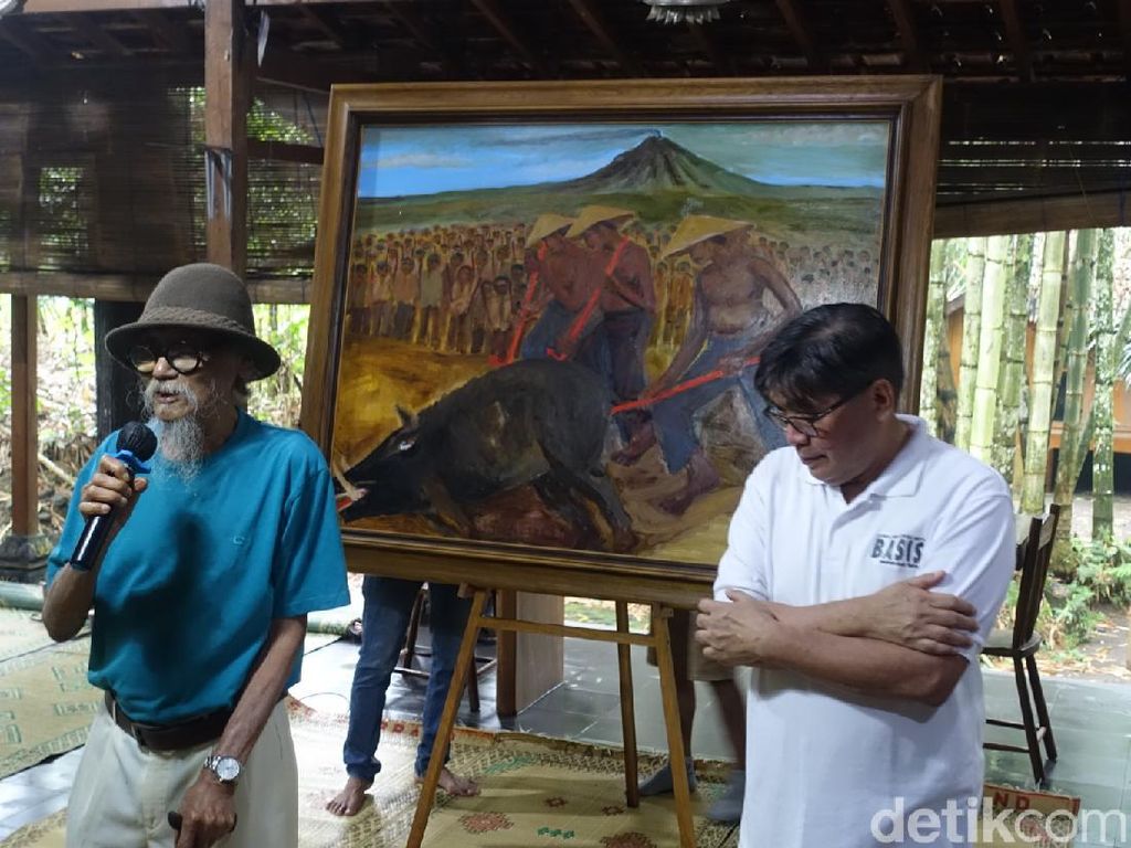 Djoko Pekik Hibahkan Lukisan Berburu Celeng Merapi ke Museum Anak Bajang Djoko Pekik Hibahkan Lukisan Berburu Celeng Merapi ke Museum Anak Bajang