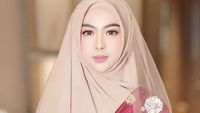 10 Foto dr. Shindy Putri, Kakak Ria Ricis Banjir Pujian di Pernikahan Adiknya