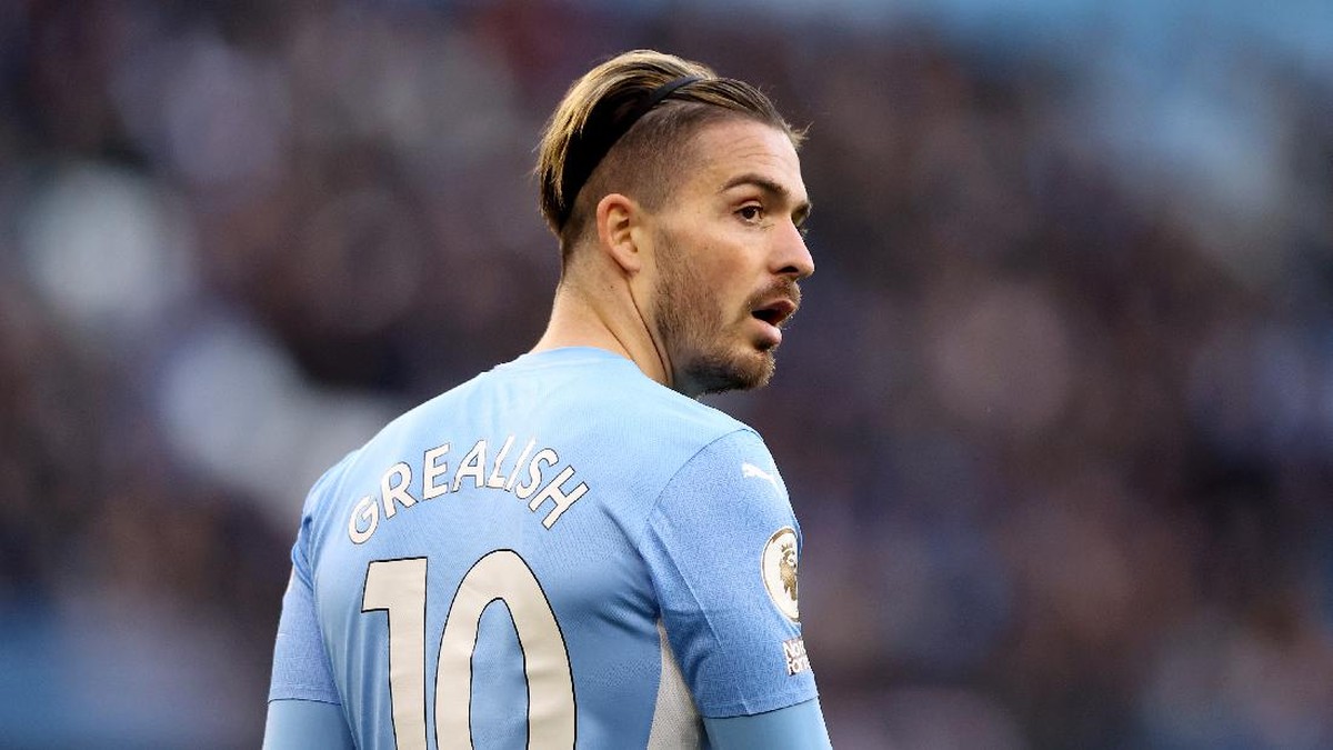 Pep Guardiola mendesak Jack Grealish untuk segera menampilkan performa terbaiknya di Manchester City (Foto: Getty Images/Naomi Baker)