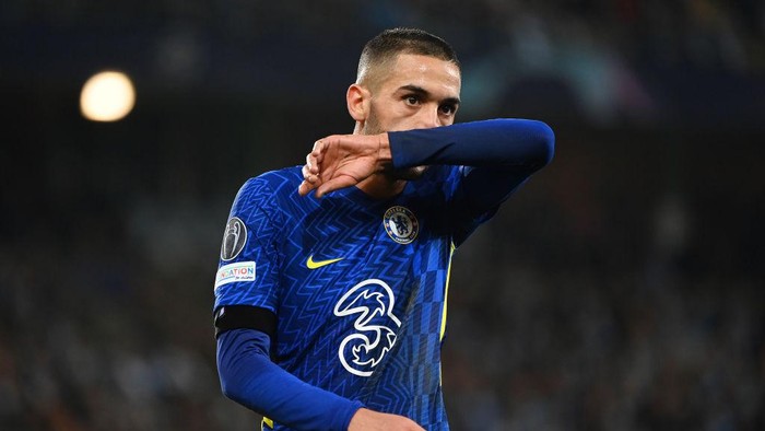 MALMO, SWEDEN - NOVEMBER 02: Hakim Ziyech of Chelsea reacts during the UEFA Champions League group H match between Malmo FF and Chelsea FC at Eleda Stadium on November 02, 2021 in Malmo, Sweden. (Photo by David Lidstrom/Getty Images)