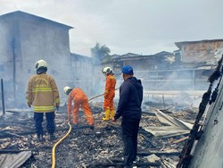Kebakaran 4 Rumah dan 1 Musala di Jakbar, Kerugian Ditaksir Rp 600 Juta