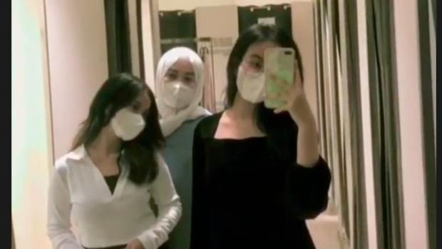 Mayang adik Vanessa Angel