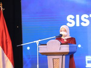 Kemnaker Gelar Anugerah Paramakarya 2021, Ini Kriteria Penilaiannya Kemnaker Gelar Anugerah Paramakarya 2021, Ini Kriteria Penilaiannya