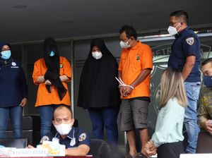 Riri Khasmita Ngaku Tak Kenal dengan Notaris yang Ditangkap Riri Khasmita Ngaku Tak Kenal dengan Notaris yang Ditangkap