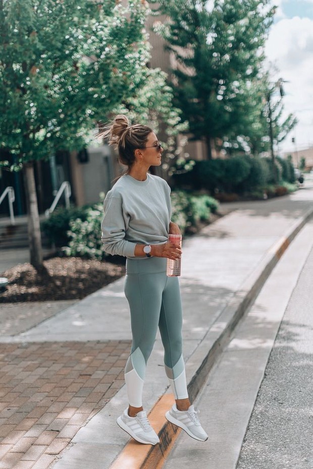 Padupadan aksesoris dengan outfit