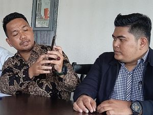 Pengacara Minta Dekan Unri Tersangka Pencabulan Segera Disidangkan