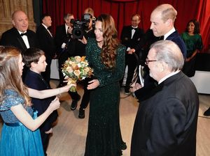 Kate Middleton Pamer Rambut Baru, Memesona dengan Gaun Lama