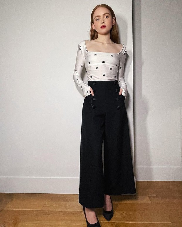 Sadie Sink Saat Menghadiri Acara Chanel Sadie Sink Saat Menghadiri Acara Chanel