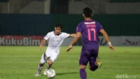 Memasuki babak kedua Persik Kediri mencoba bangkit, dan berhasil memperkecil ketertinggalan menjadi 2-3, gol dicetak oleh Ezzejjari melalui titik putih pada menit ke-78.