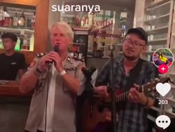 Viral WNA di Bali Nyanyi Pakai Seragam Polri, Polisi Turun Tangan