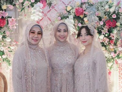 10 Momen Pengajian Jelang Nikah Winona Willy, Adik Nikita Willy