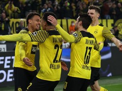 Dortmund Vs Stuttgart: Menang 2-1, Die Borussen Pepet Bayern di Klasemen