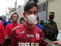 Gibran Soroti Bus Persis Dilempari Batu, Singgung Tragedi Kanjuruhan