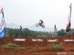 350 Pebalap Meriahkan Kejuaraan Grasstrack Motocross di Jepara 350 Pebalap Meriahkan Kejuaraan Grasstrack Motocross di Jepara