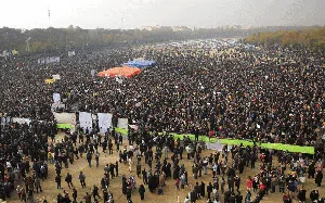 Potret Demo Besar-besaran di Iran Imbas Krisis Air