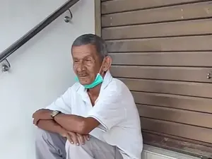 Terharu! Ayah Ini Selalu Luangkan Waktu Makan Siang dengan Putrinya