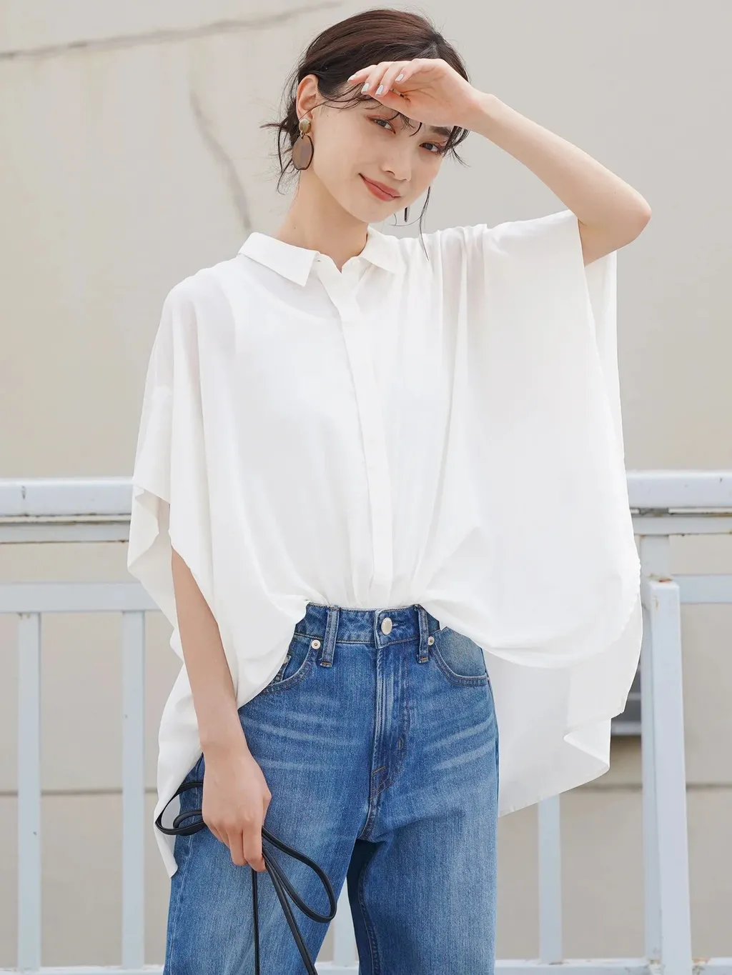 AMERICAN HOLIC - Rei Wide Sleeves Basic Shirt (Off White)