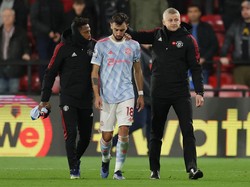 Bruno Fernandes Marahi Fans MU karena Soraki Solskjaer
