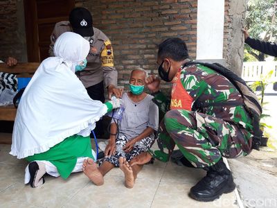 Cuma di Sini, Vaksin COVID-19 Bonus Pijat