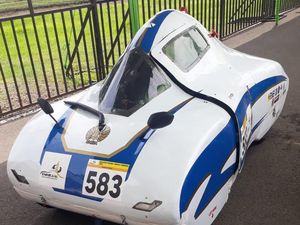 Garnesa Racing Team Unesa Juara 1 dalam Kontes Mobil Hemat Energi Garnesa Racing Team Unesa Juara 1 dalam Kontes Mobil Hemat Energi